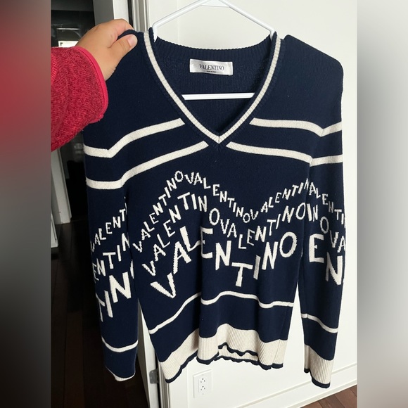 Valentino V-Neck Chevron Logo Cashmere blend Sweater – Size S - Picture 2 of 4